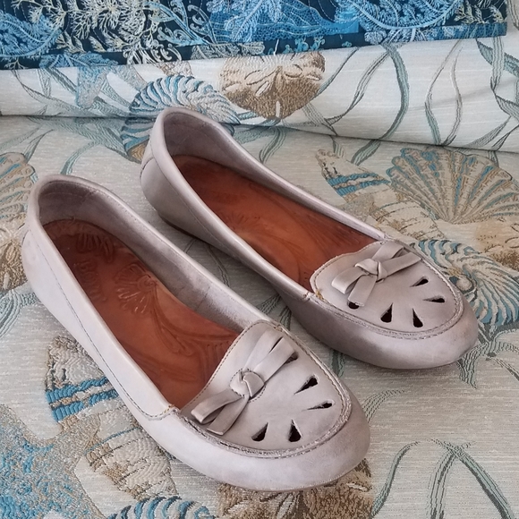 born gallatin leather bow loafers